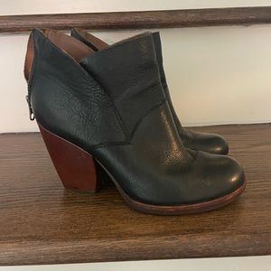 Kork-ease booties